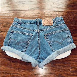 Vintage Levi’s Jean Shorts